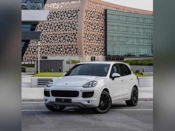 بورش  كيان  اس  2016  اوتوماتيك  149,000 كم  8 سلندر  دفع كلي مستمر  اس يو في  أبيض  تحت الضمان