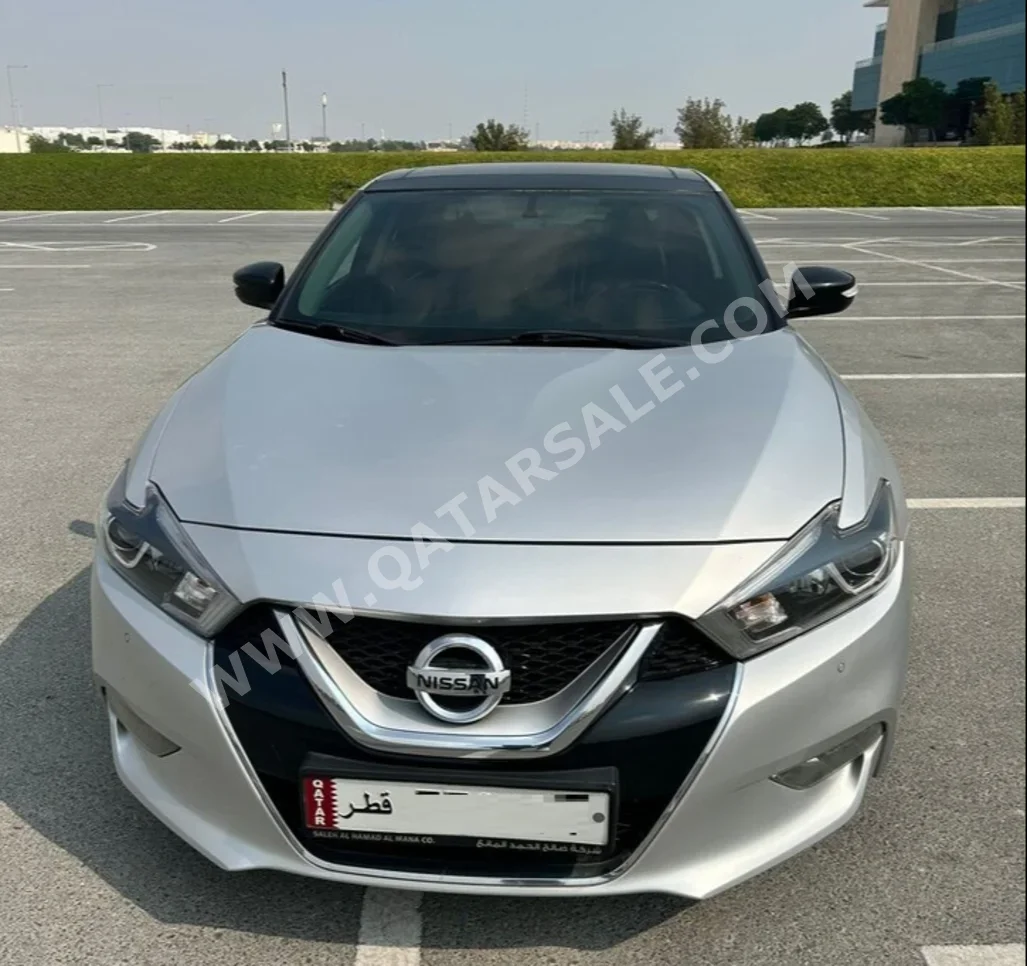 نيسان  ماكسيما  اس في  2016  اوتوماتيك  159,475 كم  6 سلندر  سحب امامي  سيدان  أسود و فضي