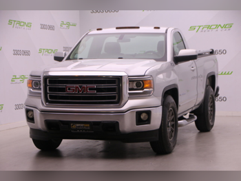 جي ام سي  سييرا  2014  اوتوماتيك  200,000 كم  8 سلندر  دفع رباعي  بيكب  فضي