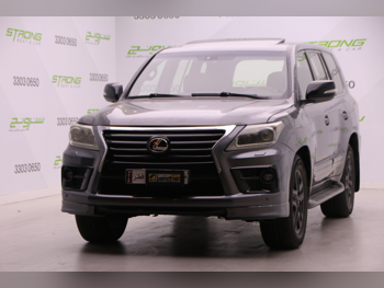 Lexus  LX  570  2015  Automatic  300,000 Km  8 Cylinder  Four Wheel Drive (4WD)  SUV  Gray