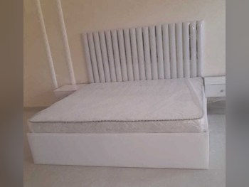 Beds - King - White - Mattress Included - With Bedside Table