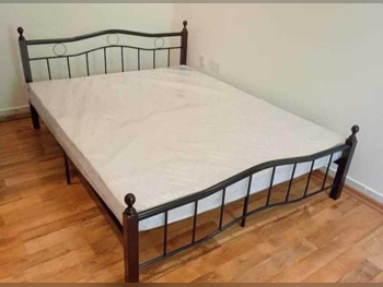 Beds - Queen - Multicolor - Mattress Included