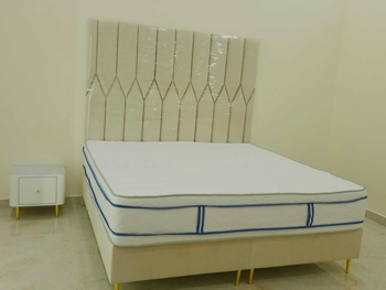 Beds - King - Yellow - Mattress Included