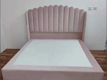 Beds - Queen - Pink - Mattress Included