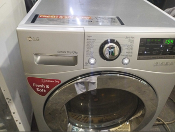 LG  Champagne /  Electric /  8 Kg