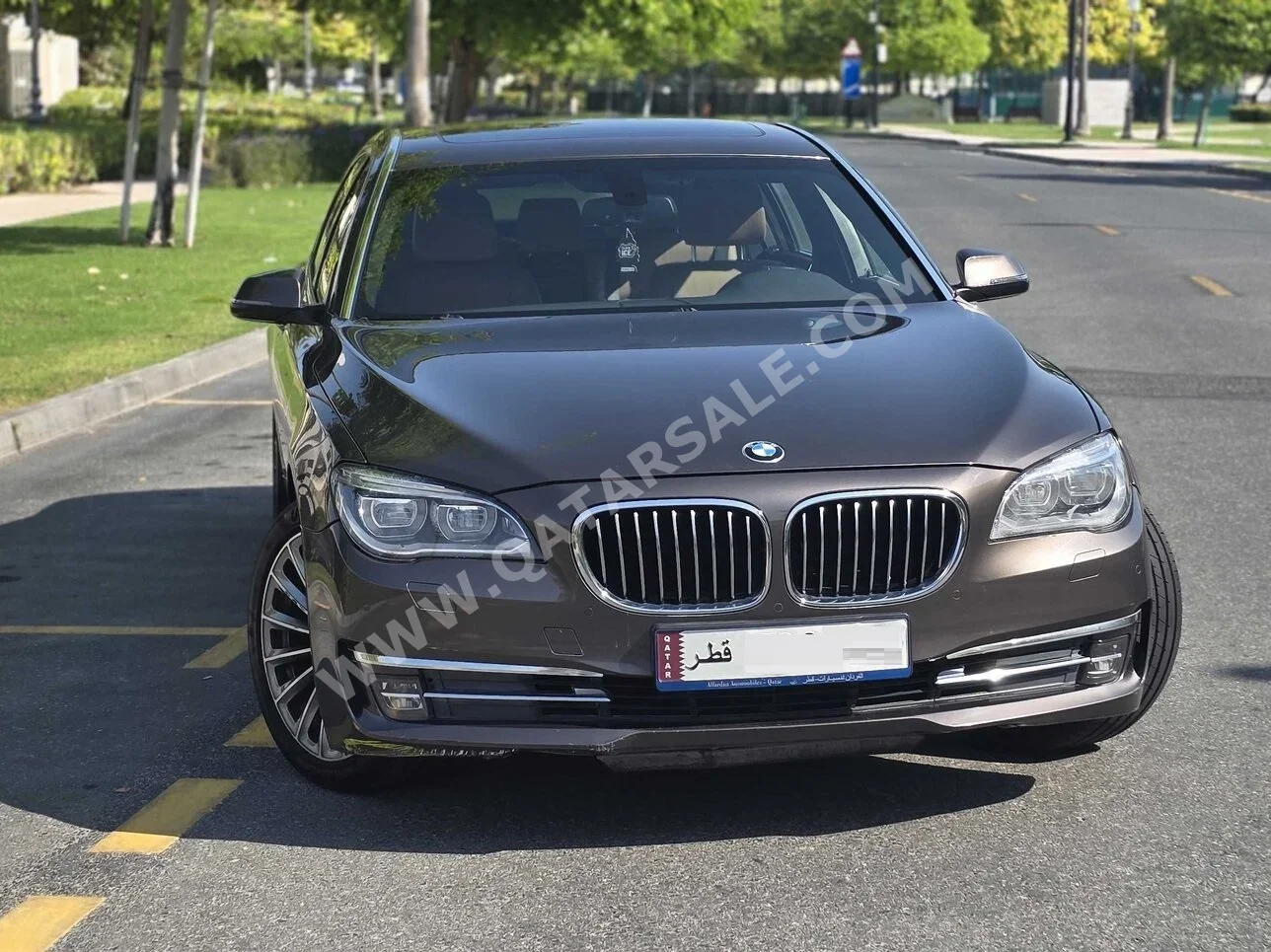 بي ام دبليو  الفئة - السابعة  730 Li  2013  اوتوماتيك  95,000 كم  6 سلندر  دفع خلفي  سيدان  رمادي ميتالك