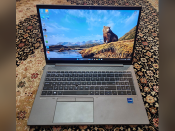 أجهزة الكمبيوتر المحمولة اتش بي - زد بوك كريت جي 8 - فضي - ويندوز 11 - انتيل - كور آي 7 -الذاكرة (رام): 32 جيجابابت