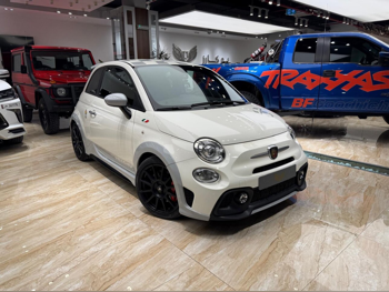 Fiat  695  Abarth  2020  Automatic  54,000 Km  4 Cylinder  Front Wheel Drive (FWD)  Hatchback  White