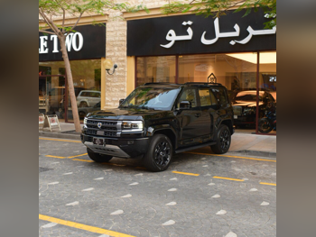 بي واي دي  دينزا  بي 5 فلاك شب  2026  اوتوماتيك  0 كم  4 سلندر  دفع رباعي  اس يو في  أسود  تحت الضمان