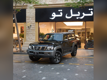 نيسان  باترول  سوبر سفاري  2023  عادي  53,700 كم  6 سلندر  دفع رباعي  اس يو في  أسود  تحت الضمان