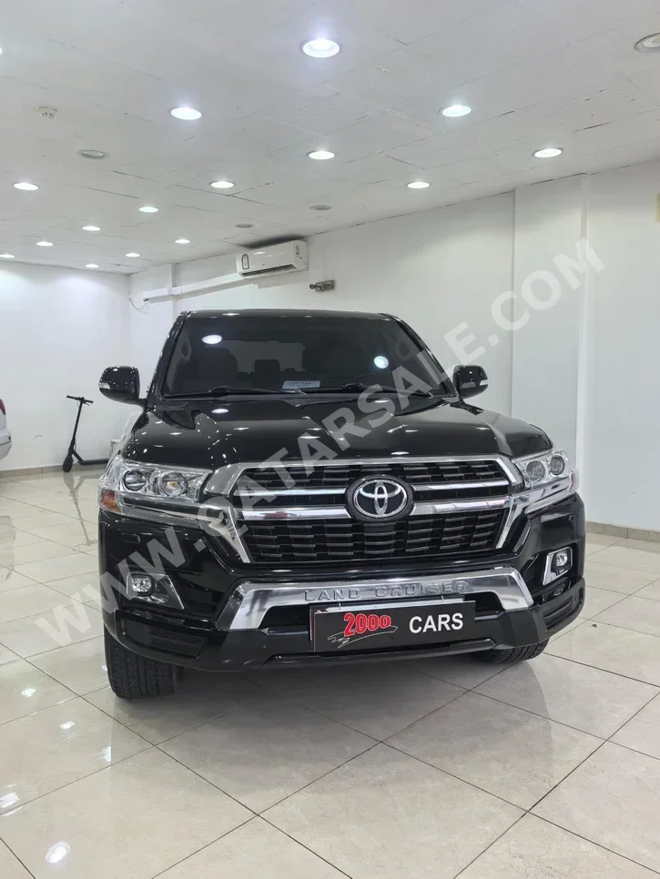 Toyota Land Cruiser GXR 2021 Automatic 206,000 Km 6 Cylinder Four Wheel Drive (4WD) SUV Black