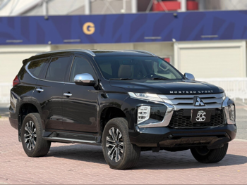 ميتسوبيشي  باجيرو  مونتيرو سبورت  2022  اوتوماتيك  96,000 كم  6 سلندر  دفع رباعي  اس يو في  أسود  تحت الضمان