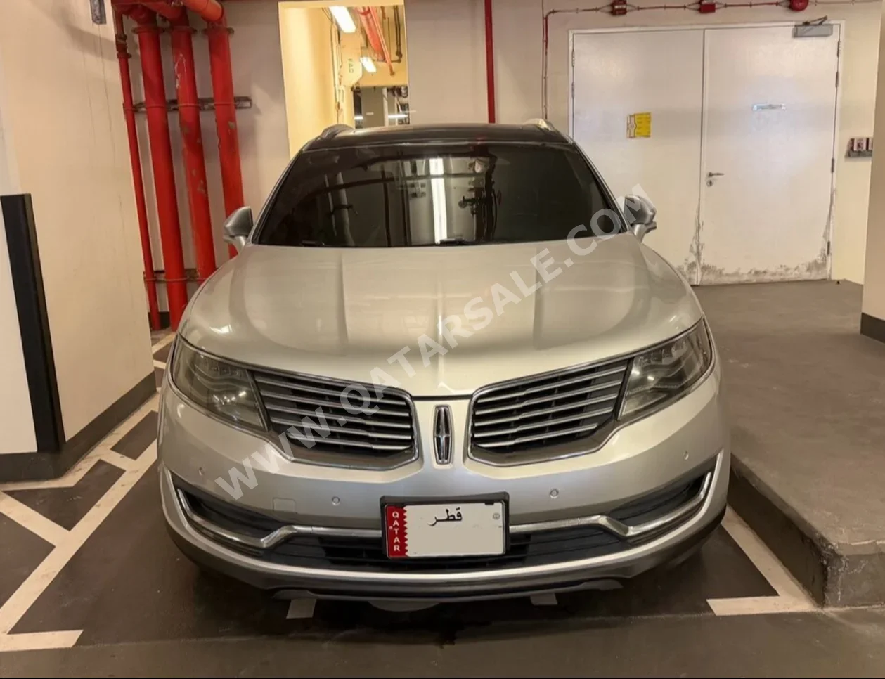 Lincoln MKX 2016 Automatic 79,000 Km 6 Cylinder All Wheel Drive (AWD) SUV Gray and Silver