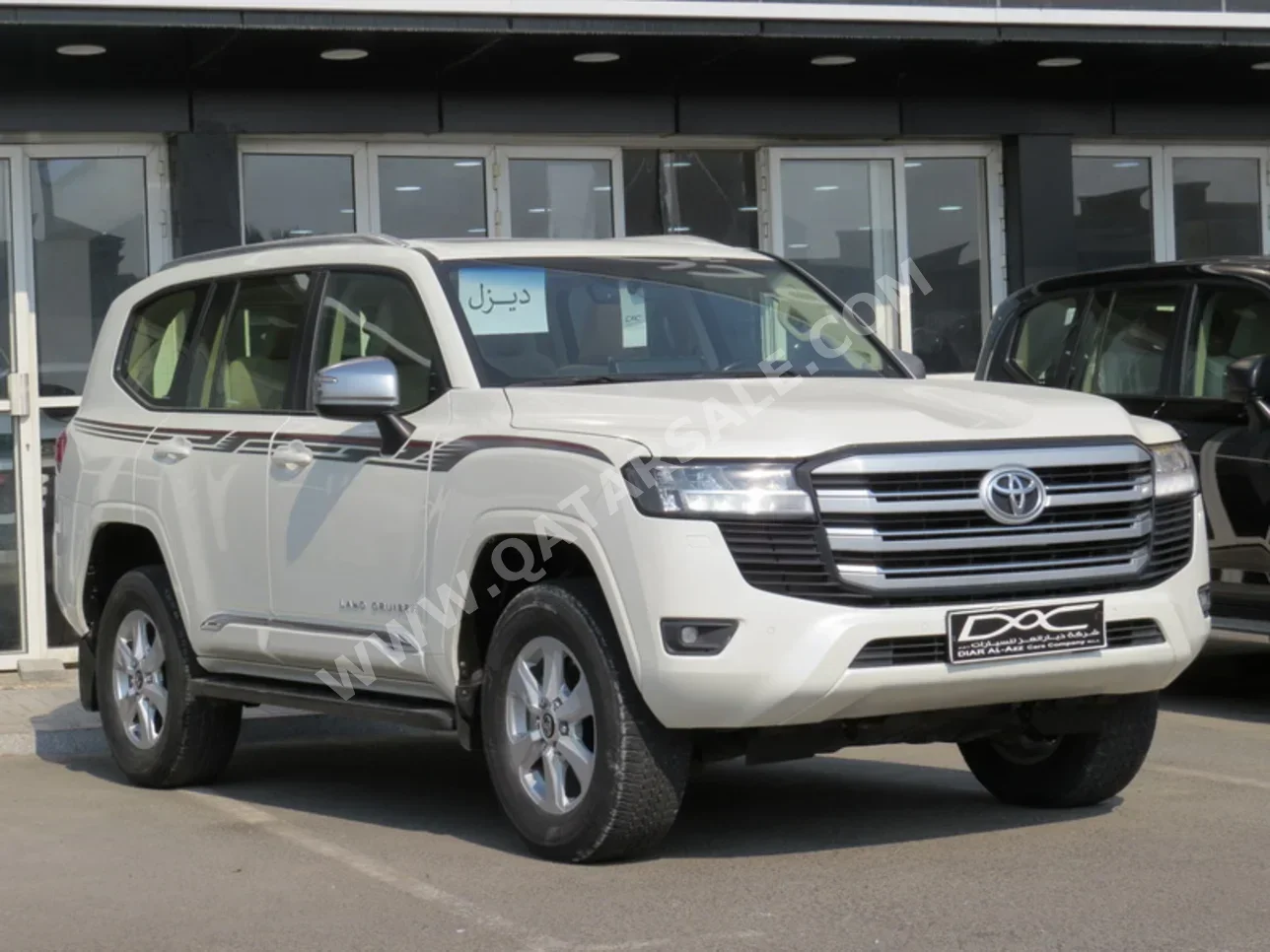 Toyota Land Cruiser GXR 2023 Automatic 77,000 Km 6 Cylinder Four Wheel Drive (4WD) SUV White