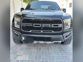 Ford Raptor SVT 2017 Automatic 112,000 Km 6 Cylinder Four Wheel Drive (4WD) SUV Black