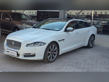 جاكوار اكس ج ال 2019 اوتوماتيك 85,000 كم 6 سلندر سحب امامي سيدان أبيض