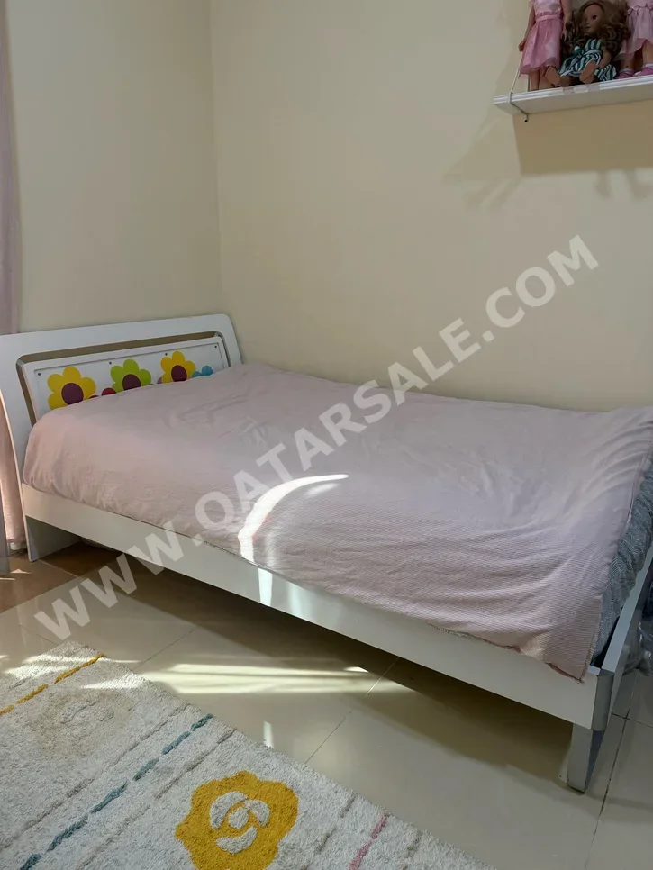 Bedroom Sets - Home Center - 3 Pieces Set - White