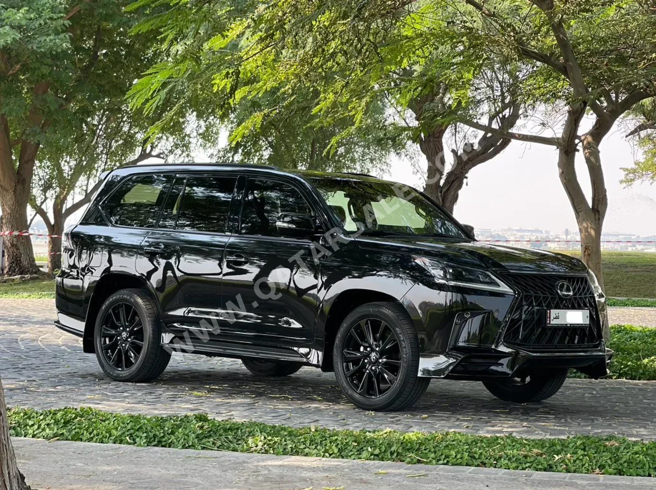 Lexus LX 570 S Black Edition 2020 Automatic 35,000 Km 8 Cylinder Four Wheel Drive (4WD) SUV Black