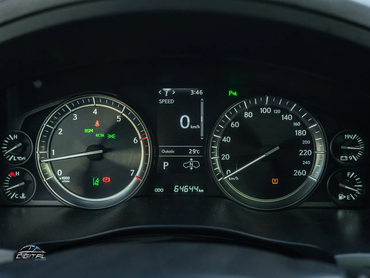 لكزس ال اكس 570 اس 2021 اوتوماتيك 64,700 كم 8 سلندر دفع رباعي اس يو في أبيض