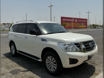 نيسان باترول أكس أي 2018 اوتوماتيك 105,000 كم 6 سلندر دفع رباعي اس يو في أبيض