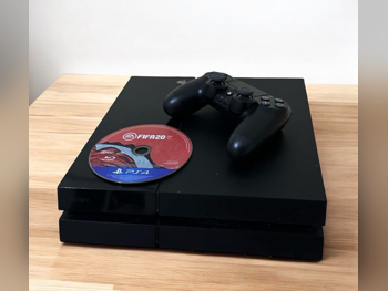 اجهزة العاب الفديو - سوني - بلاي ستيشن 4 - 500 جيجابايت -تشمل أجهز تحكم: 1