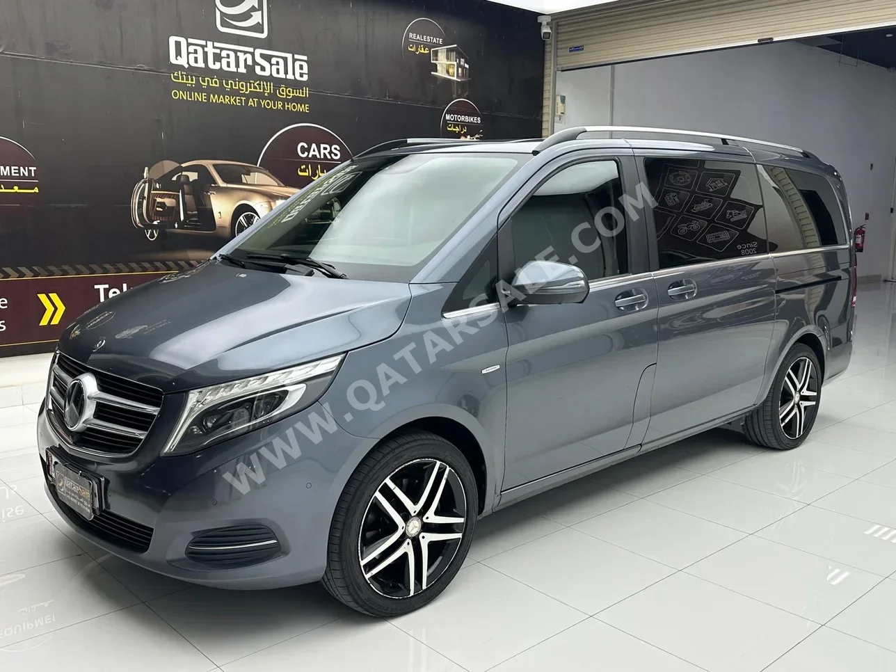 Mercedes-Benz V-Class 250 2018 Automatic 139,000 Km 4 Cylinder Rear Wheel Drive (RWD) Van / Bus Gray