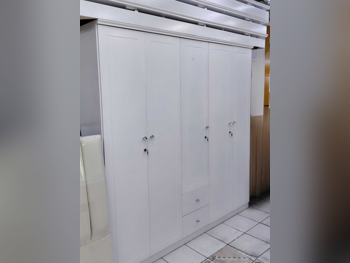 خزائن ودواليب الملابس والزينة - دوحة فيرنيتشر  - خزائن  - أبيض