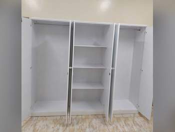 خزائن ودواليب الملابس والزينة - دوحة فيرنيتشر  - خزائن  - أبيض