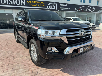 Toyota  Land Cruiser  GXR  2020  Automatic  103,000 Km  8 Cylinder  Four Wheel Drive (4WD)  SUV  Black