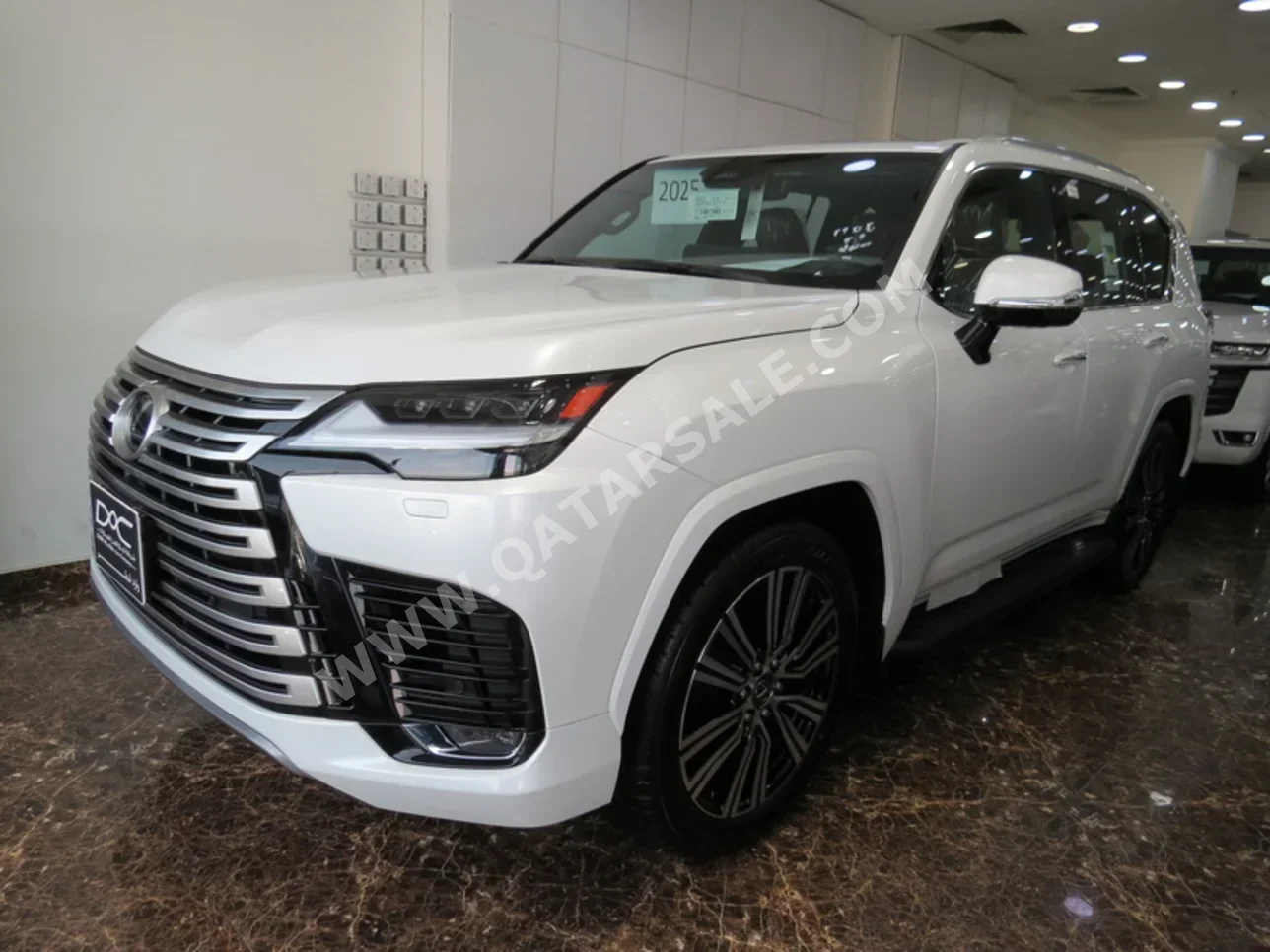 Lexus LX 600 Luxury 2025 Automatic 0 Km 6 Cylinder Four Wheel Drive (4WD) SUV White With Warranty