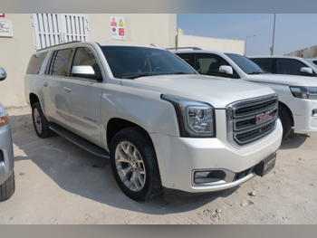 GMC  Yukon  XL  2015  Automatic  239,000 Km  8 Cylinder  Four Wheel Drive (4WD)  SUV  White