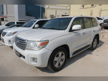 Toyota  Land Cruiser  VXR  2015  Automatic  300,000 Km  8 Cylinder  Four Wheel Drive (4WD)  SUV  White