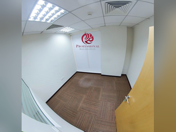 مكاتب تجارية - غير مفروشة  - الدوحة  - فريج بن محمود