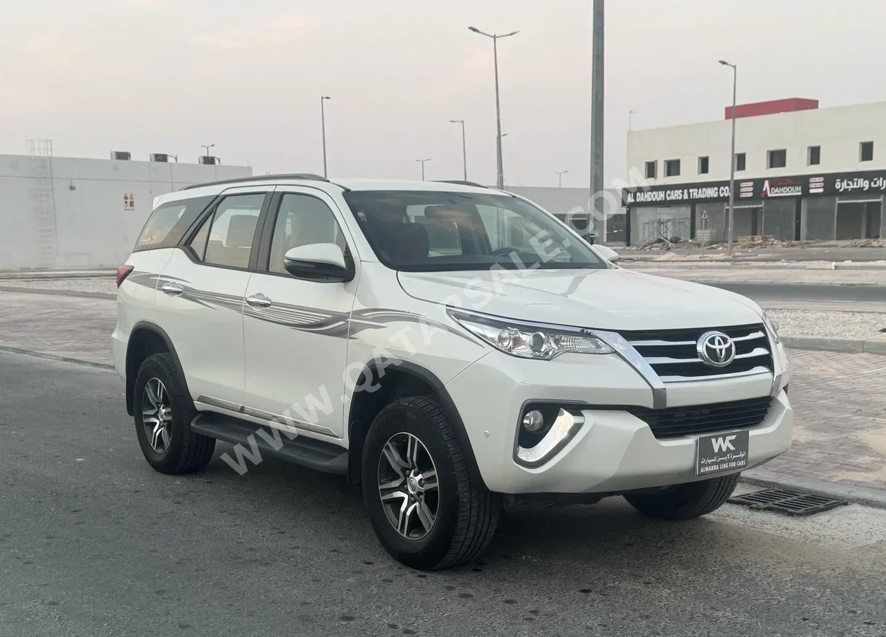 Toyota Fortuner 2019 Automatic 125,000 Km 6 Cylinder Four Wheel Drive (4WD) SUV White