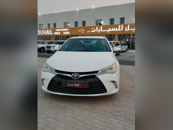 Toyota  Camry  GL  2017  Automatic  299,000 Km  4 Cylinder  Front Wheel Drive (FWD)  Sedan  White