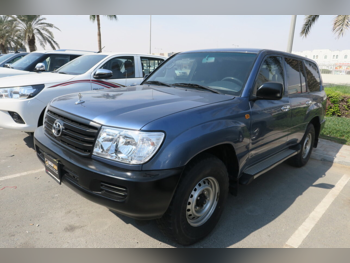 Toyota  Land Cruiser  G  2006  Automatic  270,000 Km  6 Cylinder  Four Wheel Drive (4WD)  SUV  Blue