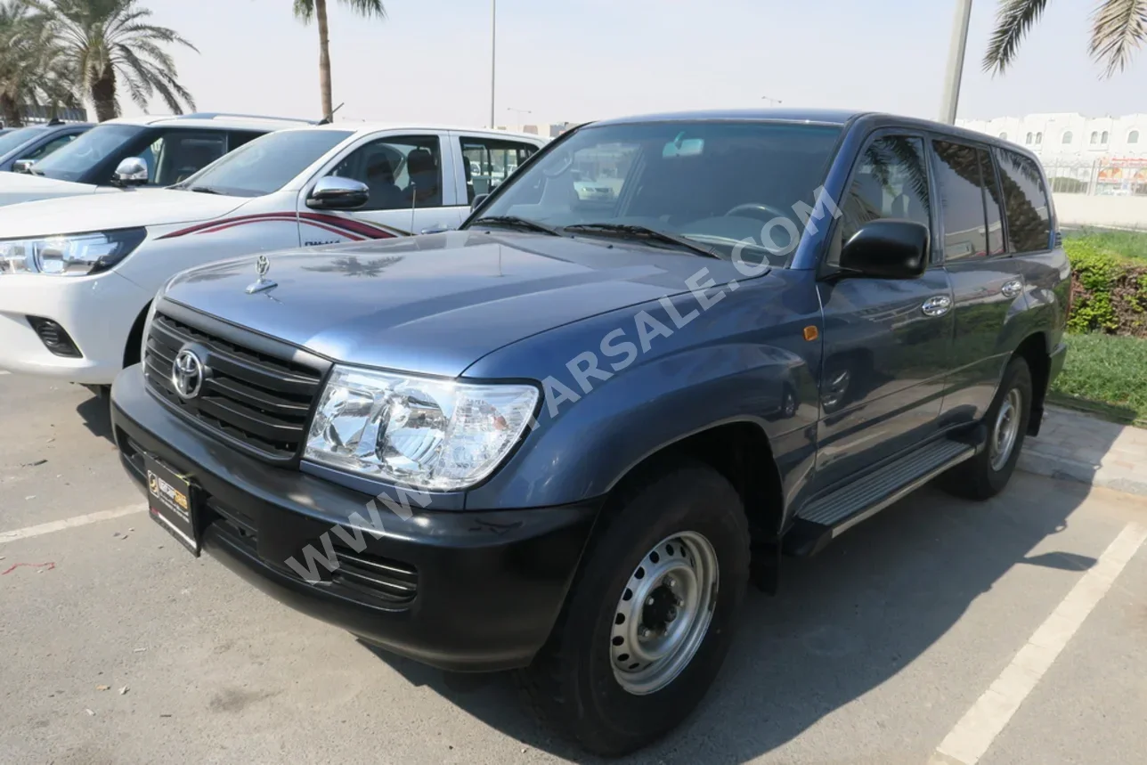 تويوتا لاند كروزر جي 2006 اوتوماتيك 270,000 كم 6 سلندر دفع رباعي اس يو في ازرق