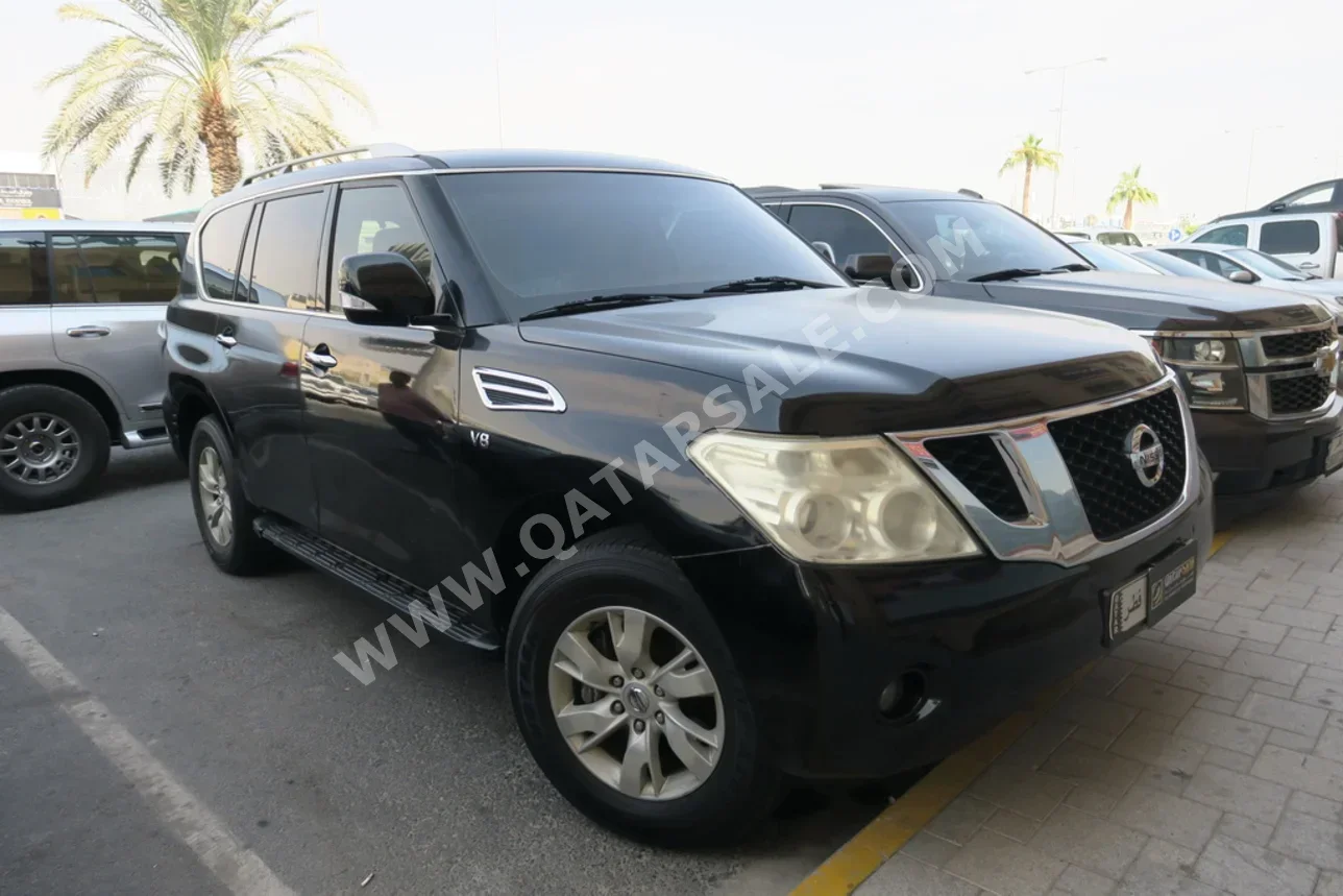 Nissan Patrol SE 2013 Automatic 260,000 Km 8 Cylinder Four Wheel Drive (4WD) SUV Black