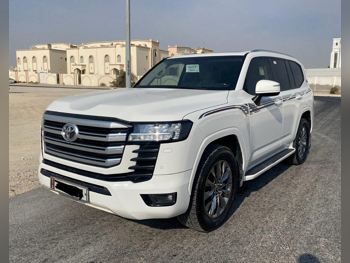 Toyota Land Cruiser GXR Twin Turbo 2022 Automatic 121,000 Km 6 Cylinder Four Wheel Drive (4WD) SUV White