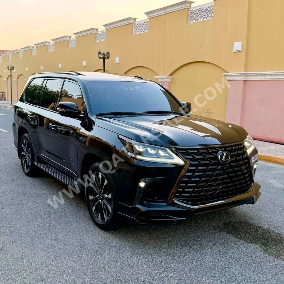 Lexus LX 570 S Black Edition 2021 Automatic 120,000 Km 8 Cylinder Four Wheel Drive (4WD) SUV Black