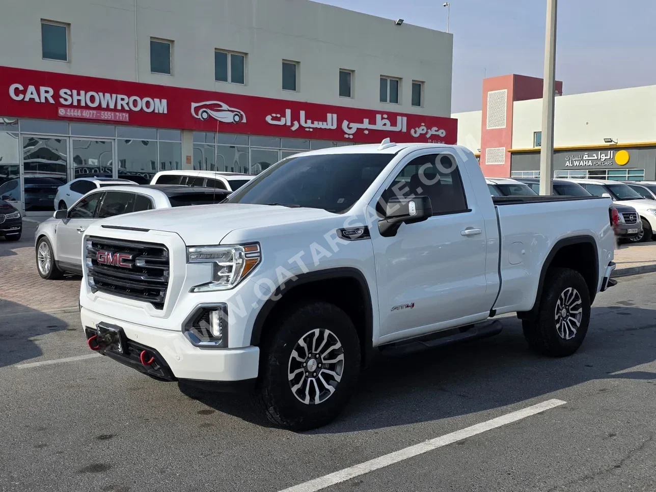 GMC Sierra AT4 2022 Automatic 102,000 Km 8 Cylinder Four Wheel Drive (4WD) Pick Up White