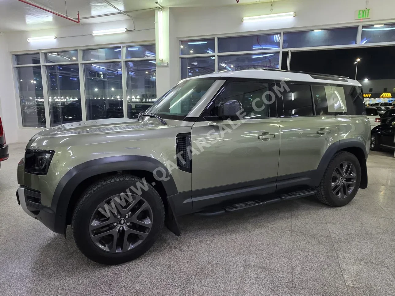 Land Rover Defender 110 SE 2020 Automatic 89,000 Km 6 Cylinder Four Wheel Drive (4WD) SUV Green