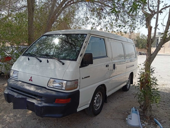 Mitsubishi  L300  2013  Manual  165,000 Km  4 Cylinder  Van / Bus  White