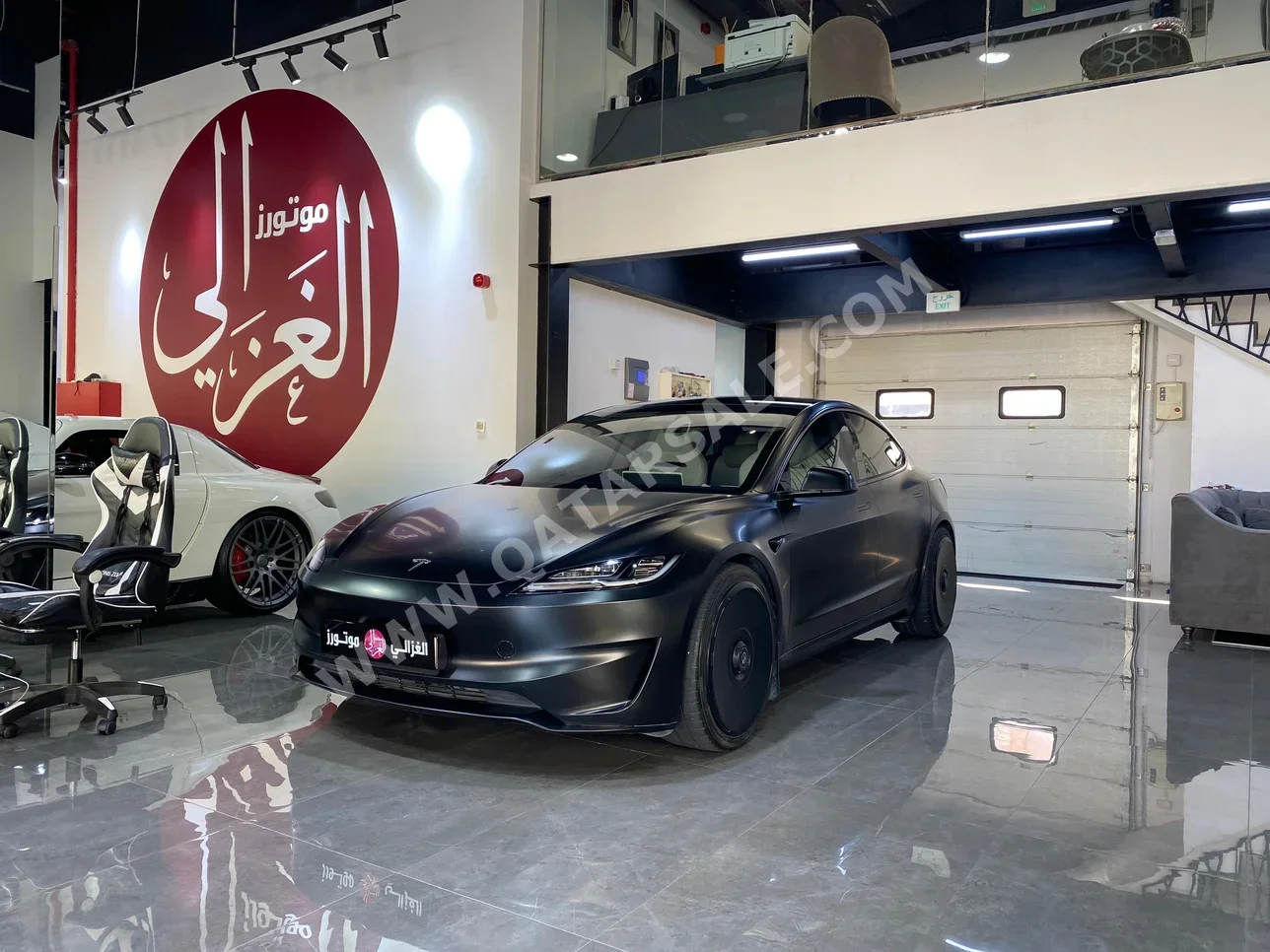 تسلا مودل 3 2024 اوتوماتيك 45,000 كم 0 سلندر دفع كلي مستمر سيدان اسود مطفي تحت الضمان
