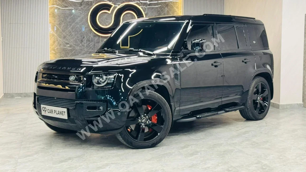 لاند روفر  ديفيندر  110 اتش اس اي  2024  اوتوماتيك  27,000 كم  6 سلندر  دفع رباعي  اس يو في  أسود  تحت الضمان