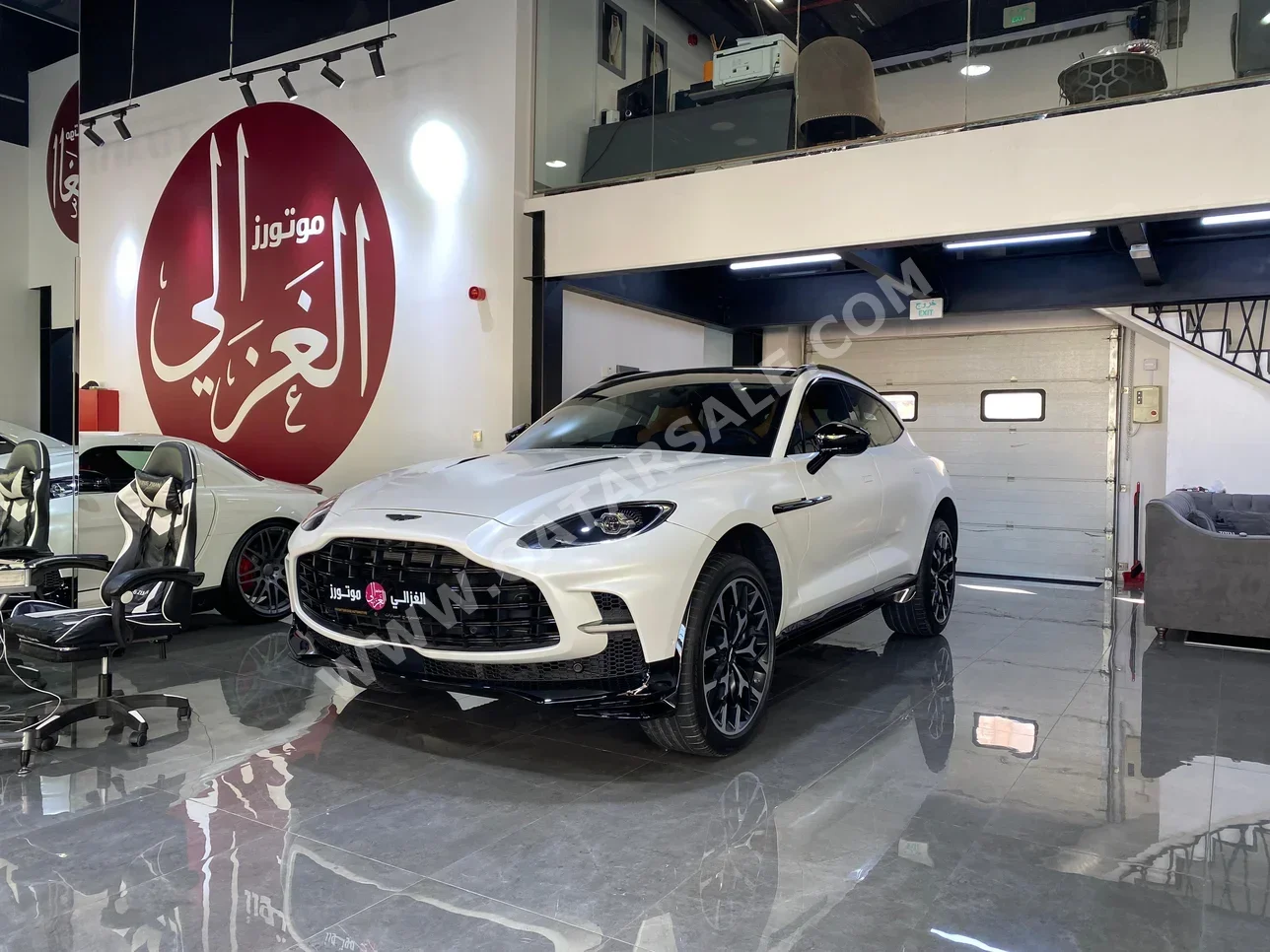 Aston Martin DB X 2023 Automatic 8,000 Km 8 Cylinder All Wheel Drive (AWD) SUV White Matte With Warranty