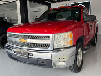 شفروليه  سلفرادو  ال تي  2013  اوتوماتيك  288,000 كم  8 سلندر  دفع رباعي  بيكب  أحمر