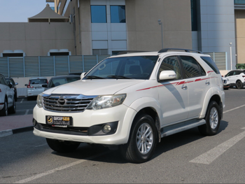 Toyota Fortuner 2014 Automatic 160,000 Km 6 Cylinder Four Wheel Drive (4WD) SUV White