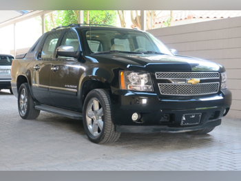 شفروليه افلانش 2013 اوتوماتيك 273,000 كم 8 سلندر دفع رباعي بيكب أسود