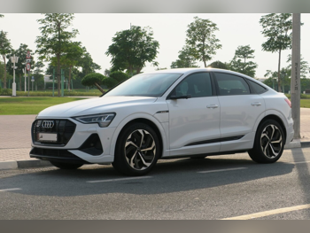 Audi E-Tron 55 Quattro 2020 Automatic 139,500 Km 0 Cylinder All Wheel Drive (AWD) SUV White With Warranty